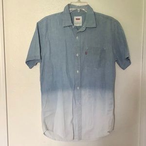 Small Blue White Levi’s Button Down Shirt